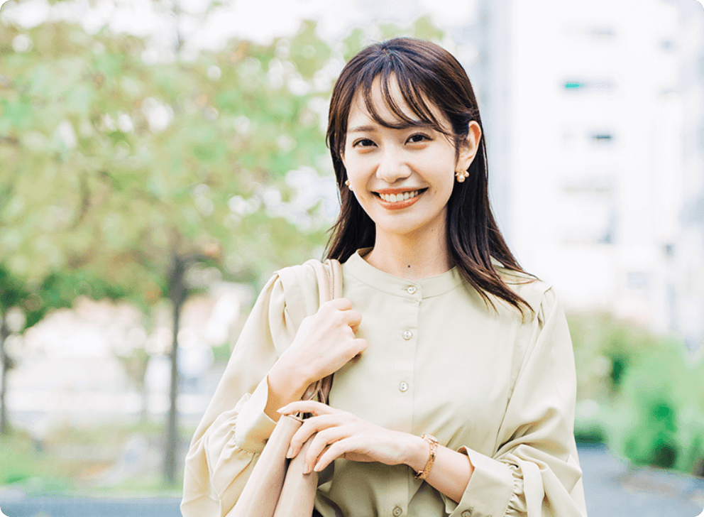 笑顔の女性