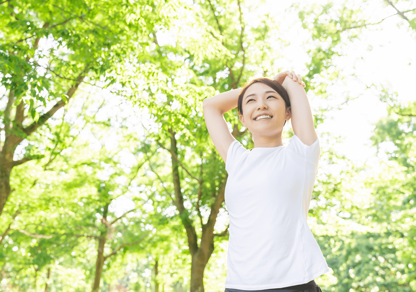 公園でリフレッシュしている人